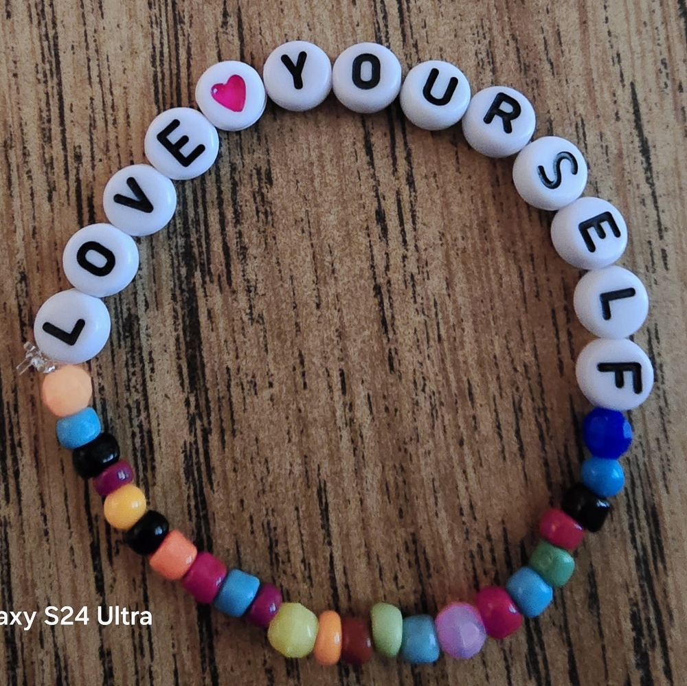 Love Yourself ❤️ Bracelet